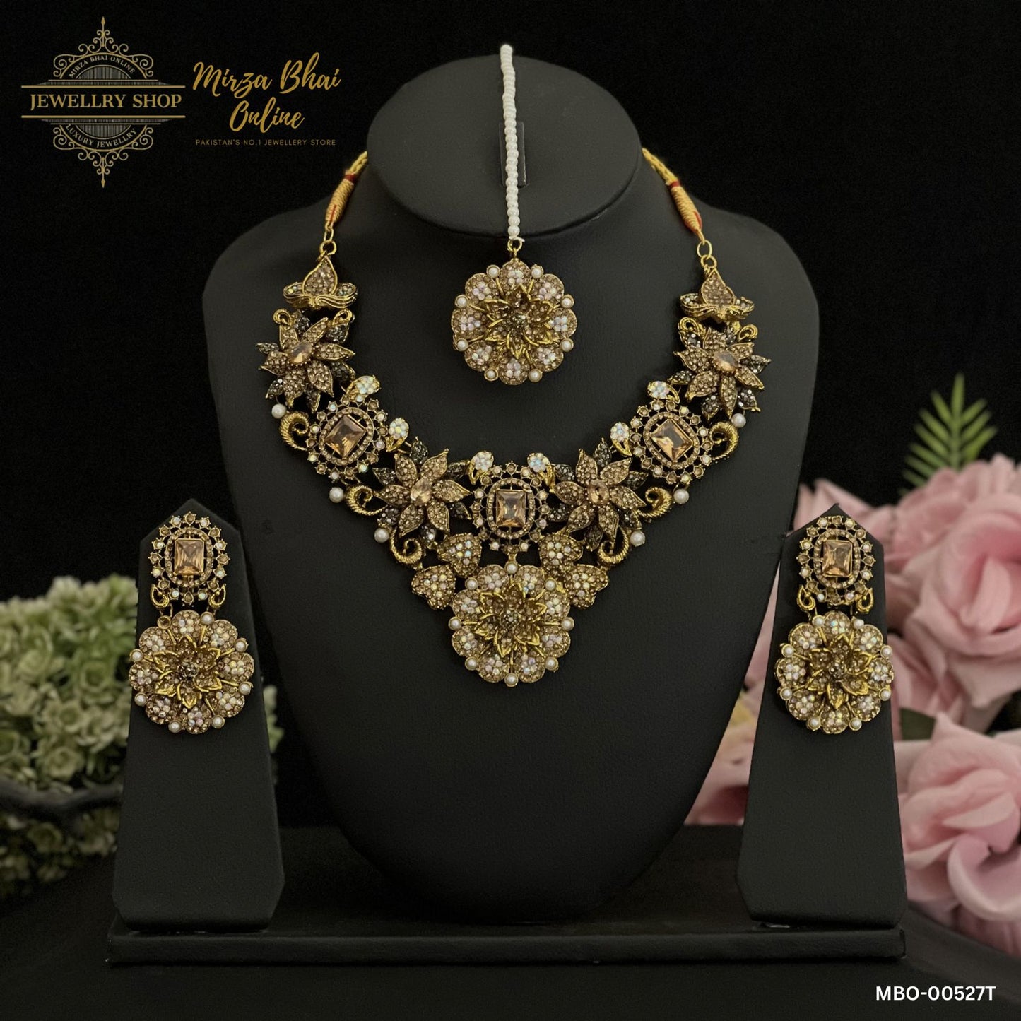 SADIA'S NECKLACE (MBO-00527T)