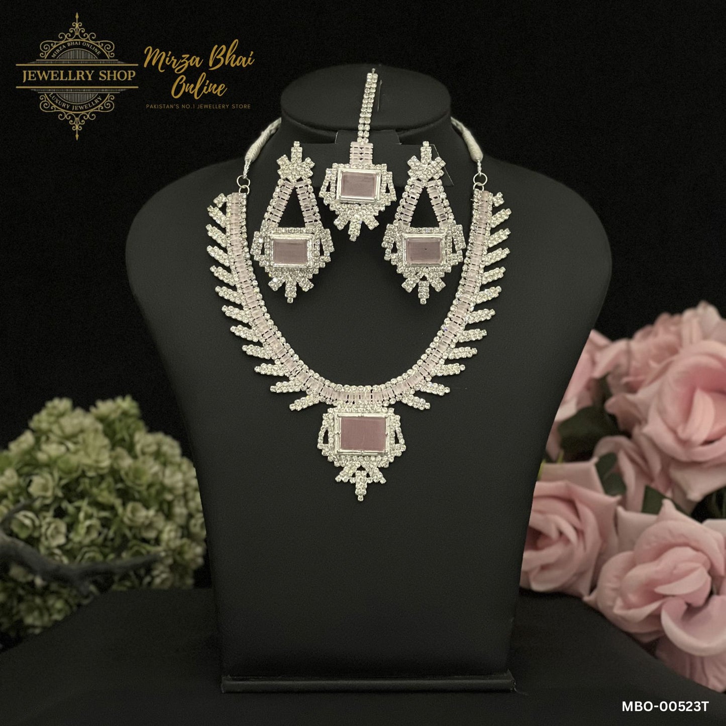 YASMIN'S NECKLACE (MBO-00523T)