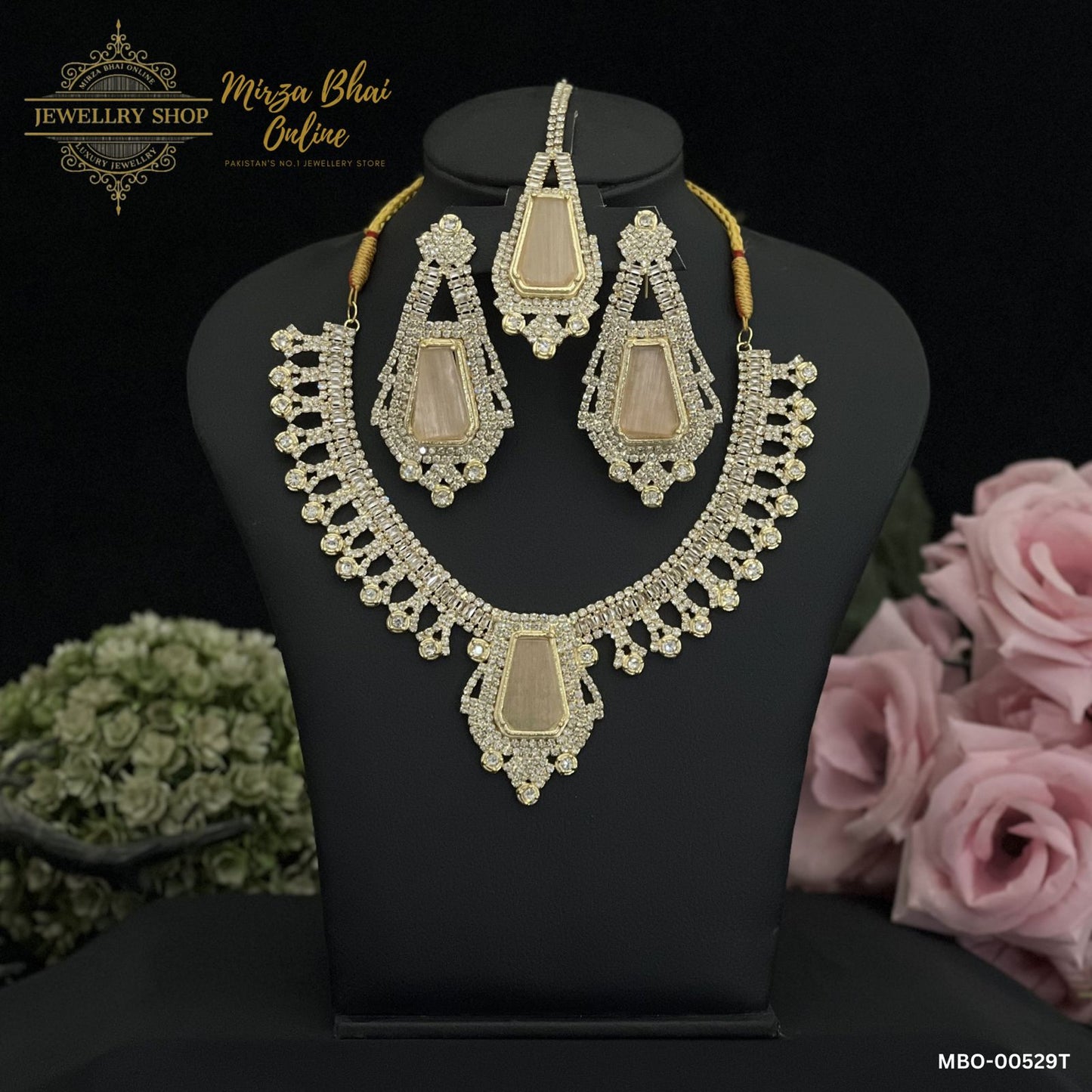 SAIRA'S NECKLACE (MBO-00529T)