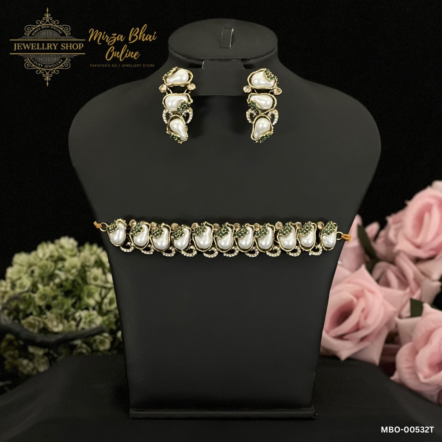 FATIMA'S CHOKER (MBO-00532T)