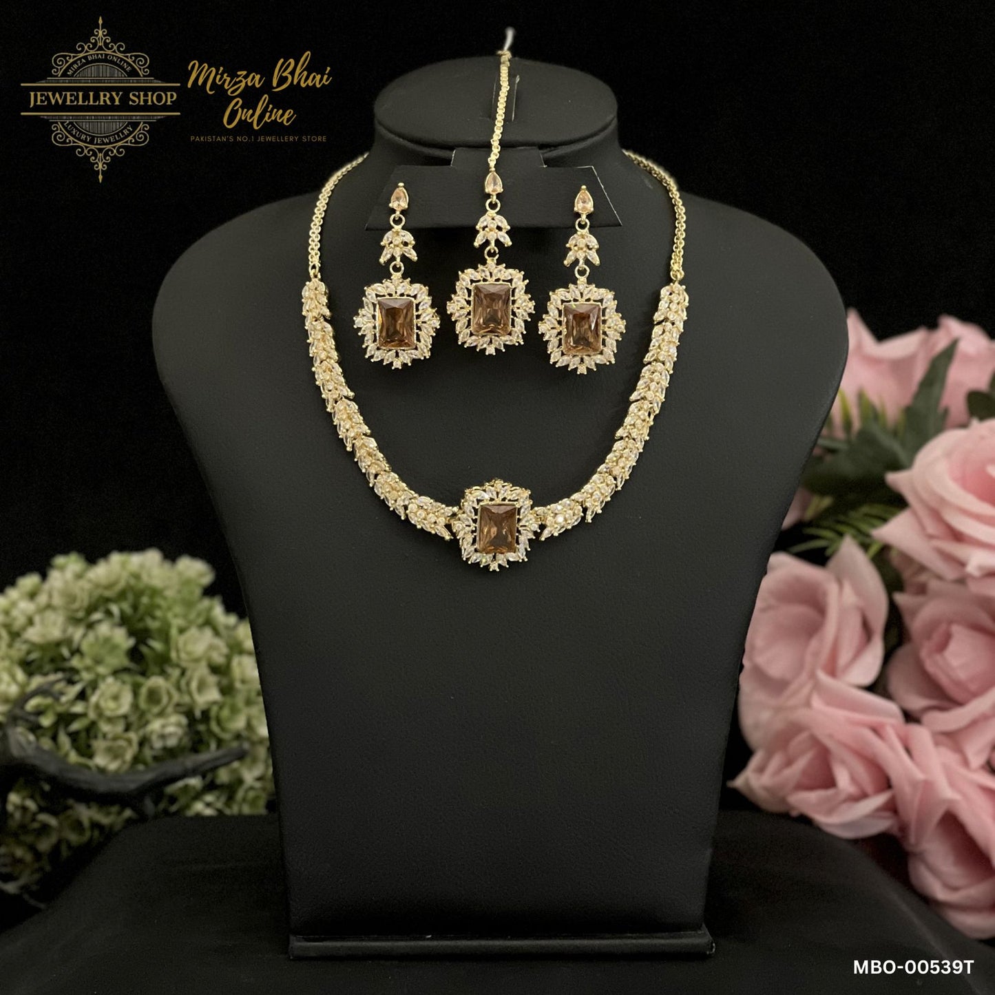 NABEEHA'S NECKLACE (MBO-00539T)