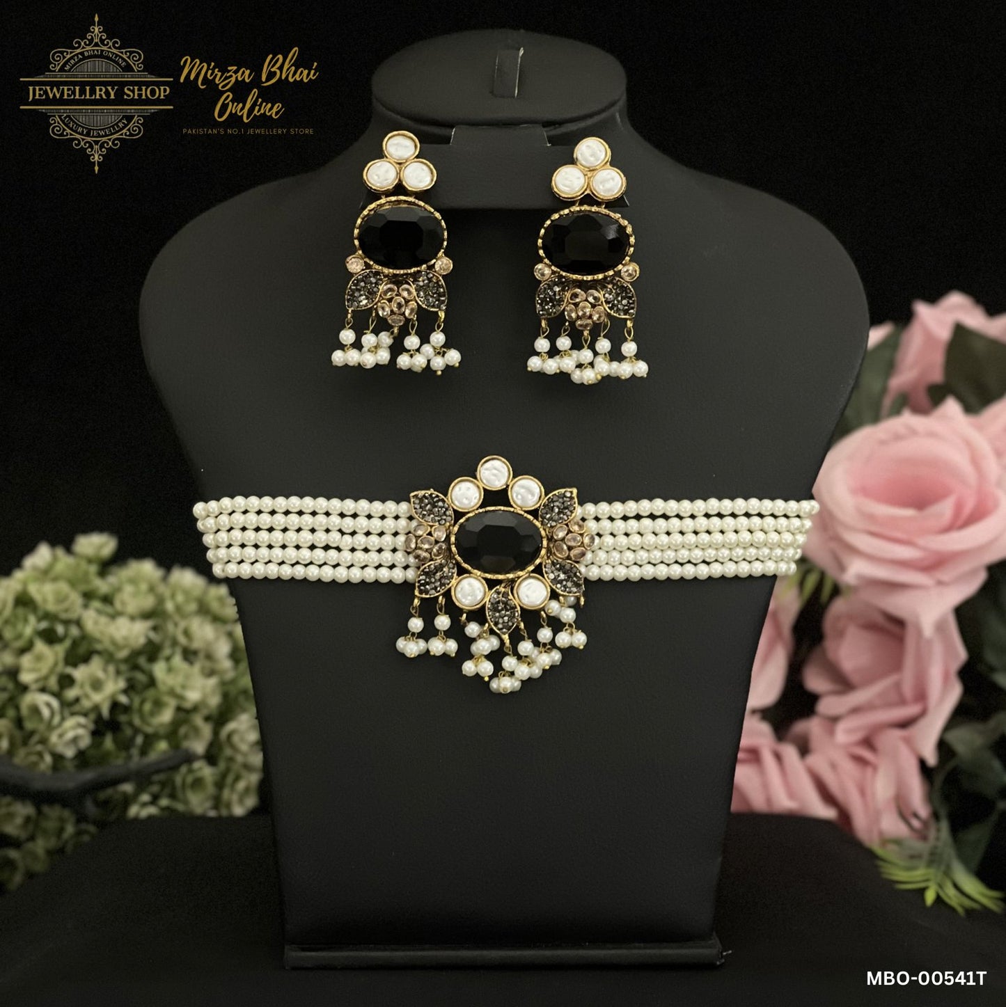 HUDA'S CHOKER (MBO-00541T)